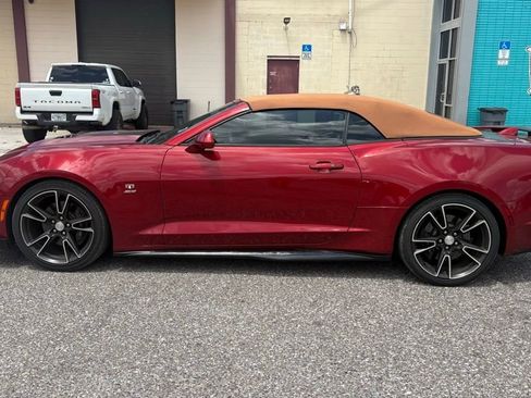 Used 2019 Chevrolet Camaro SS RWD image 6