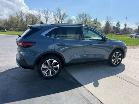 Certified 2023 Ford Escape Platinum image 8