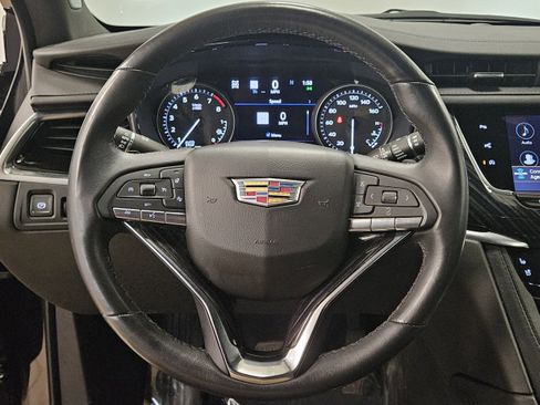 Used 2024 Cadillac XT6 Premium Luxury w/ Technology Package AWD/4WD image 46