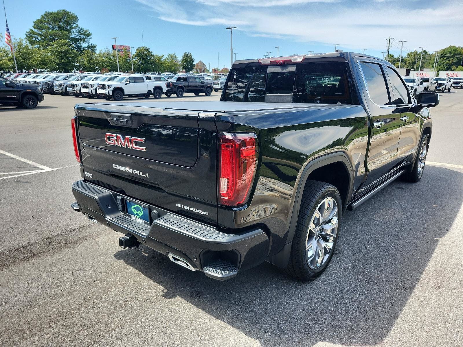 Certified 2024 GMC Sierra 1500 Denali AWD/4WD image 3