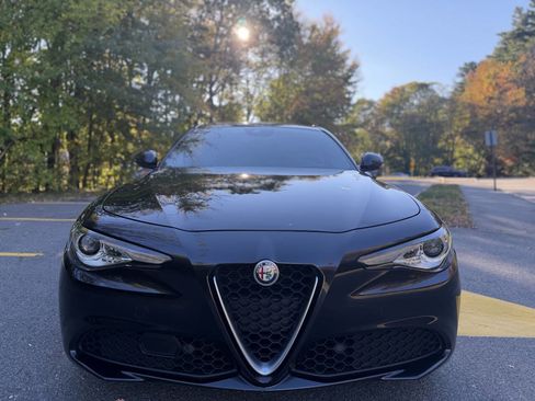 Used 2017 Alfa Romeo Giulia Ti w/ TI Lusso Light Wood Package image 18