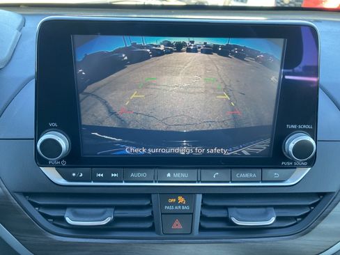 Used 2023 Nissan Altima 2.5 SV image 23