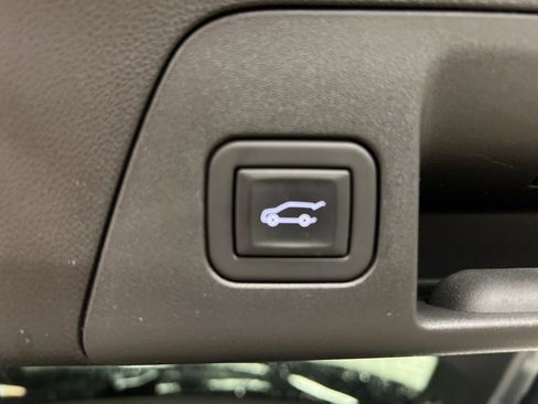 Certified 2023 Buick Envision Avenir image 7