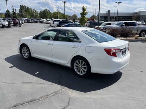 Used 2014 Toyota Camry XLE w/ Leather Package FWD image 20