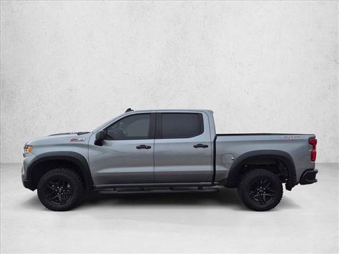 Used 2024 Chevrolet Silverado 1500 LT Trail Boss w/ Convenience Package II AWD/4WD image 8