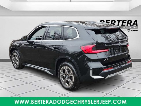 Used 2025 BMW X1 xDrive28i image 4