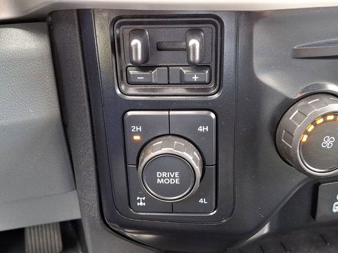 Used 2024 Ford F350 XLT AWD/4WD image 23