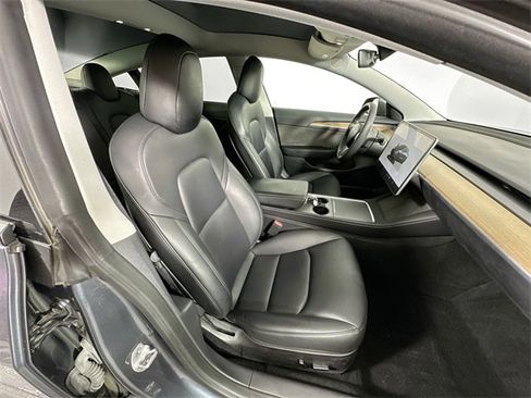 Used 2022 Tesla Model 3 Long Range image 25