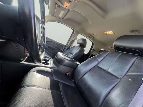 Used 2012 Chevrolet Tahoe LT image 19