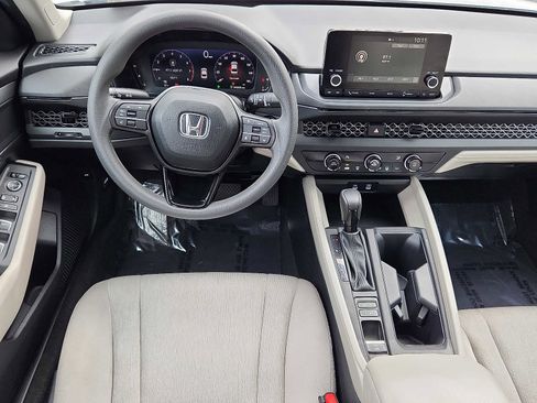 Certified 2023 Honda Accord LX image 11