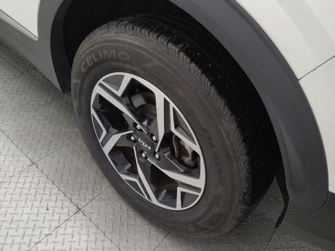 Used 2023 Kia Sportage LX AWD/4WD image 31