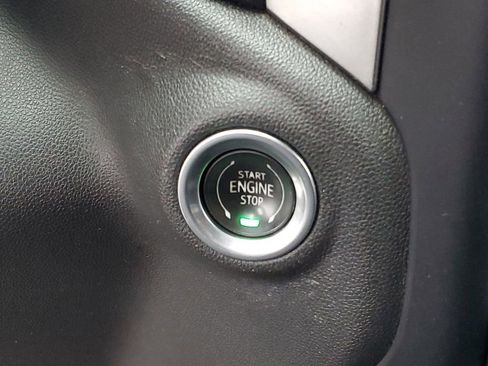 Used 2020 Chevrolet Silverado 1500 LT w/ All-Star Edition image 17