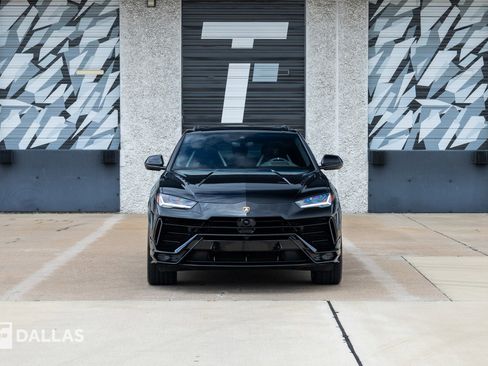 Used 2024 Lamborghini Urus S AWD/4WD image 3