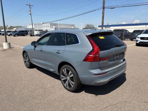 Used 2023 Volvo XC60 B5 Plus w/ Climate Package AWD/4WD image 4