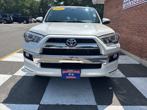 Used 2017 Toyota 4Runner Limited AWD/4WD image 7