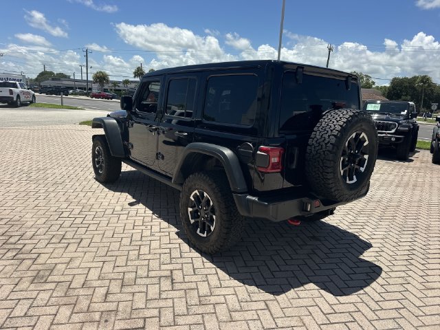 Used 2026 Jeep Wrangler Unlimited Rubicon AWD/4WD image 8