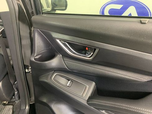 Used 2023 Subaru Ascent Limited AWD/4WD image 37