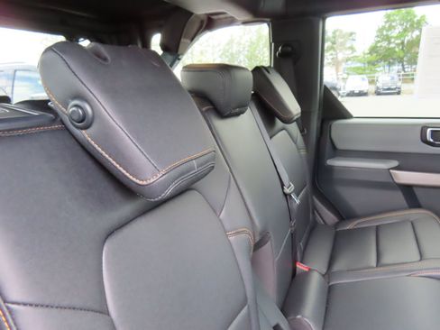 Used 2023 Ford Bronco Badlands AWD/4WD image 34