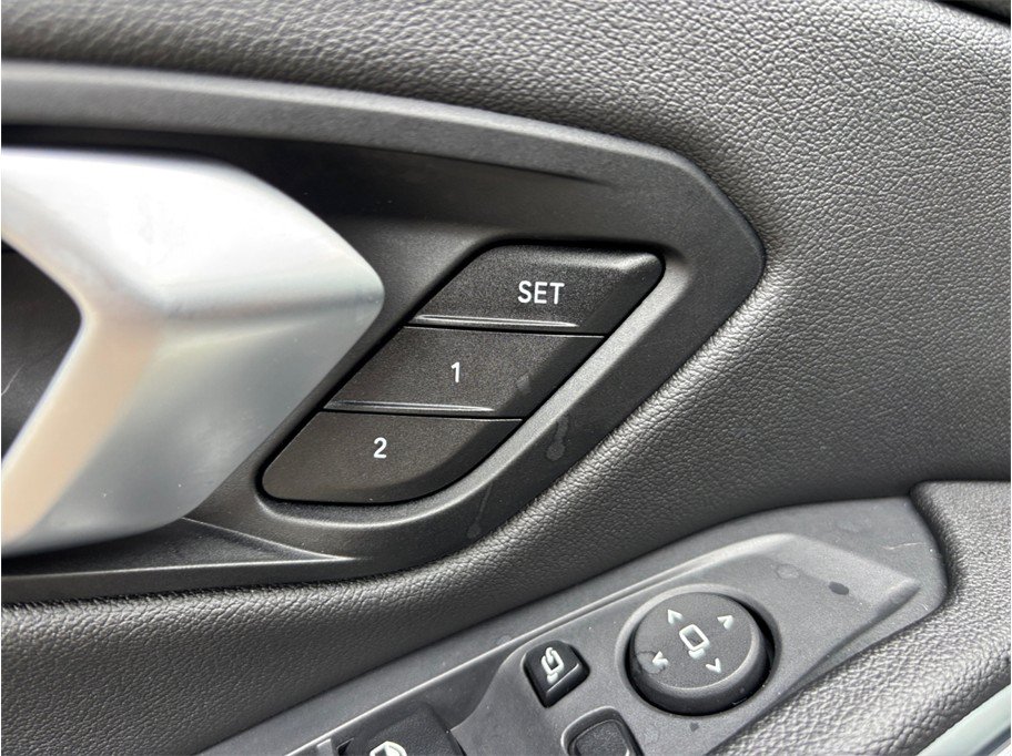 Used 2021 BMW M340i RWD image 23