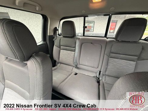 Used 2022 Nissan Frontier SV AWD/4WD image 23