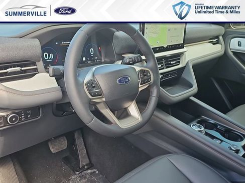 New 2026 Ford Explorer Active w/ Active Comfort Package image 19