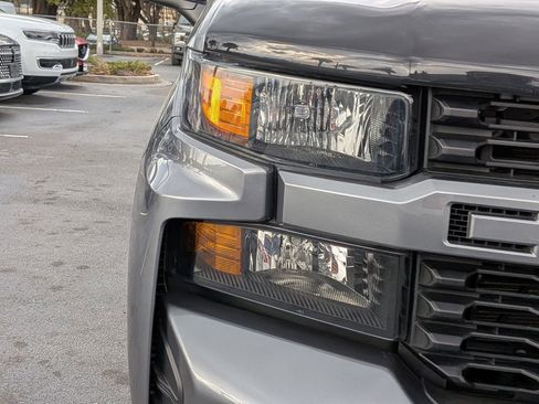 Used 2022 Chevrolet Silverado 1500 Custom image 12