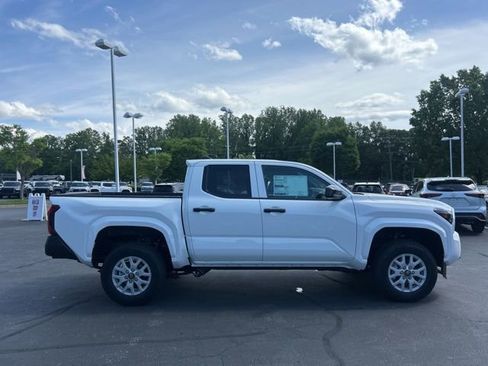 New 2026 Toyota Tacoma SR RWD image 4