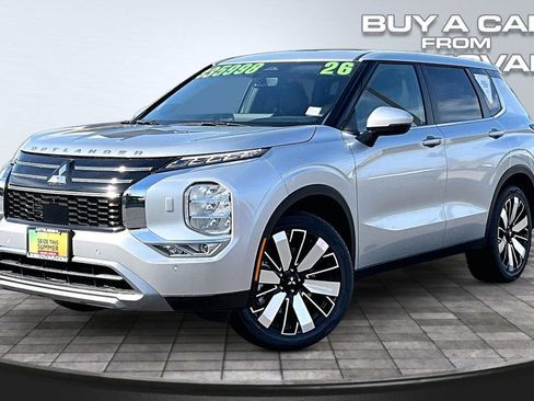 New 2026 Mitsubishi Outlander SE AWD/4WD image 2
