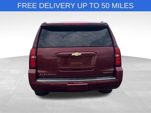 Used 2020 Chevrolet Suburban Premier AWD/4WD image 7