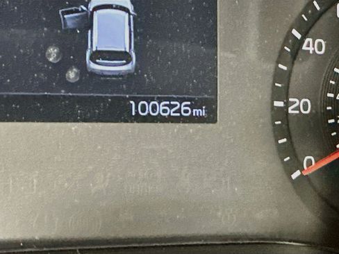 Used 2021 Kia Soul LX FWD image 18