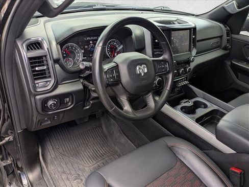 Used 2022 RAM 1500 Big Horn AWD/4WD image 9