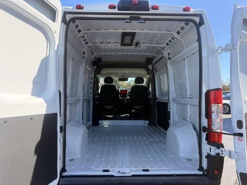 New 2026 RAM ProMaster 1500 w/ Quick Order Package 22G SLT image 11