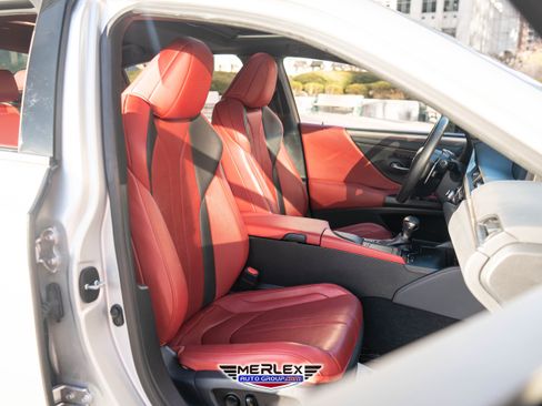 Used 2021 Lexus ES 350 F Sport w/ Accessory Package image 17