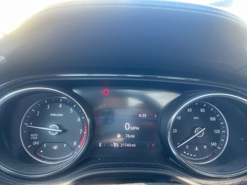 Used 2023 Buick Encore GX Essence w/ Experience Buick Package FWD image 12