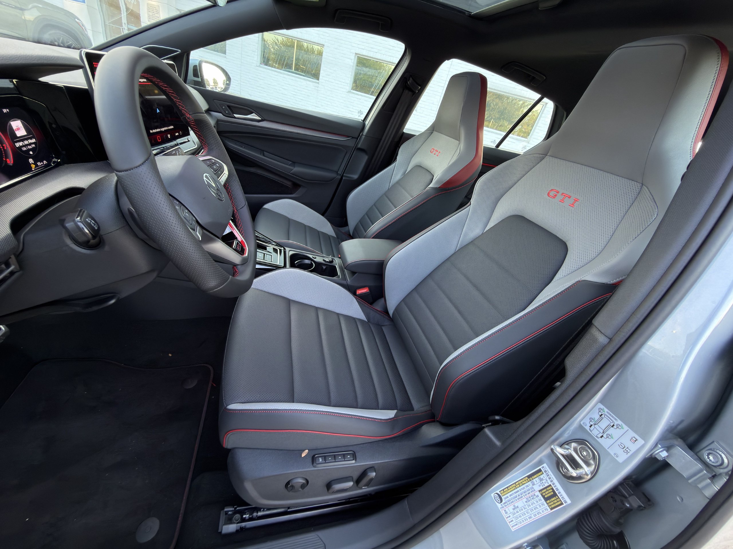 New 2026 Volkswagen GTI SE FWD image 18