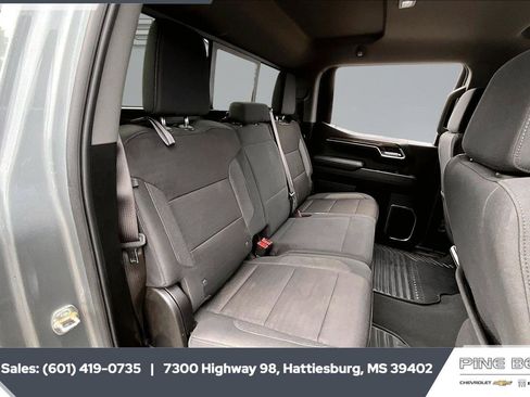 Used 2025 Chevrolet Silverado 1500 LT w/ Convenience Package II AWD/4WD image 21