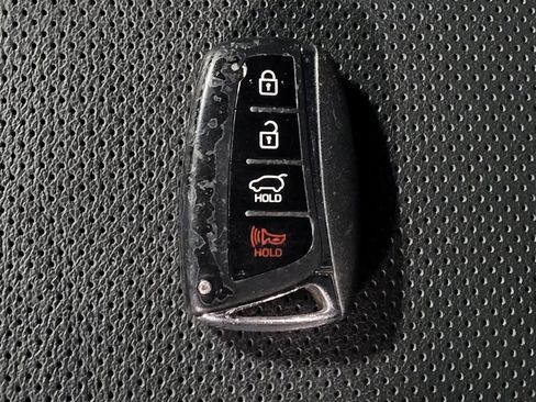 Used 2018 Hyundai Santa Fe Sport w/ 2.0T Ultimate Tech Package 05 FWD image 32