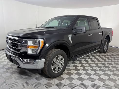 Used 2023 Ford F150 XLT w/ Equipment Group 301A Mid AWD/4WD image 3