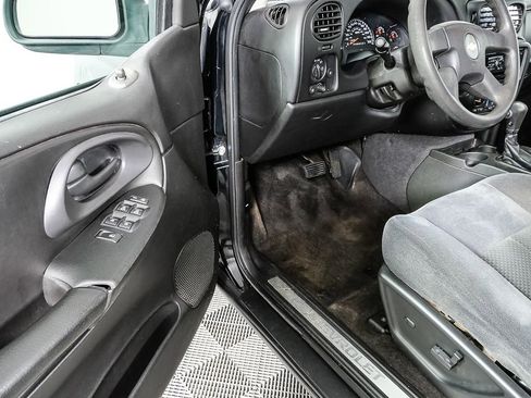 Used 2008 Chevrolet TrailBlazer LT image 7
