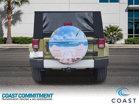 Used 2013 Jeep Wrangler Unlimited Sahara w/ Connectivity Group AWD/4WD image 7