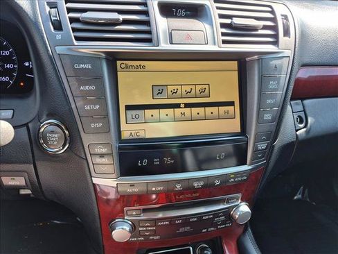 Used 2012 Lexus LS 460 w/ Luxury Value Edition RWD image 12