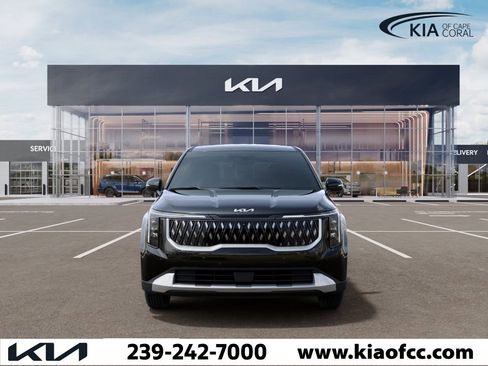 New 2026 Kia Carnival image 2