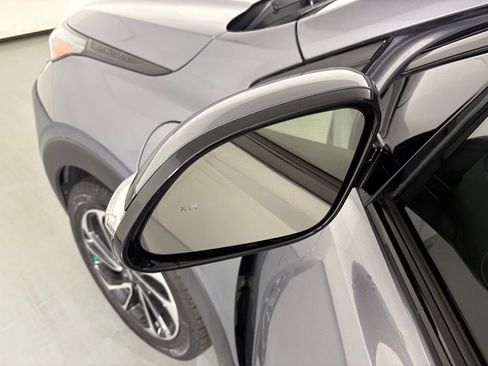 Used 2022 Chevrolet Bolt EUV Premier w/ Super Cruise Package image 13