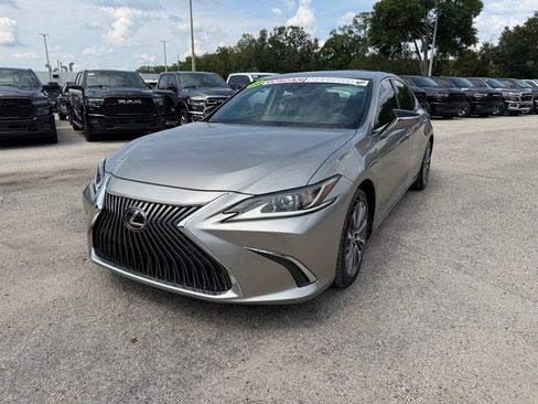 Used 2020 Lexus ES 350 w/ Premium Package FWD image 2
