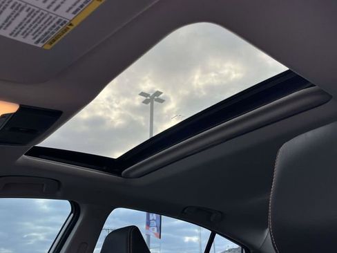 Used 2020 Nissan Altima 2.5 SR w/ Premium Package image 14