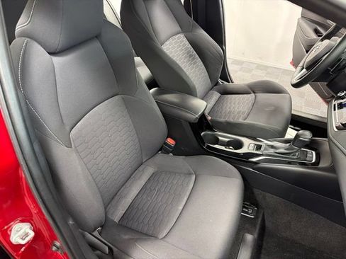 Used 2022 Toyota Corolla SE FWD image 18