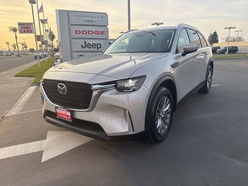 Used 2024 MAZDA CX-90 3.3 Turbo w/ Preferred Plus image 9