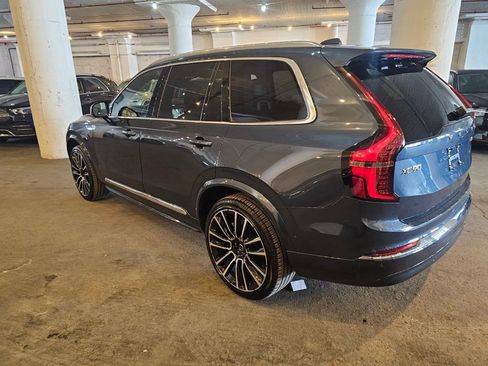 Certified 2025 Volvo XC90 B6 Ultra AWD/4WD image 2