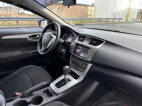Used 2014 Nissan Sentra SR image 43