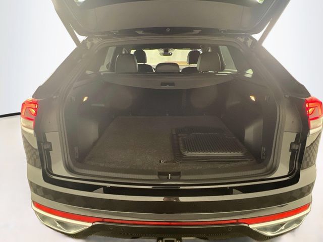 Used 2020 Volkswagen Atlas Cross Sport SEL R-Line w/ Cross Sport MDO Package AWD/4WD image 29